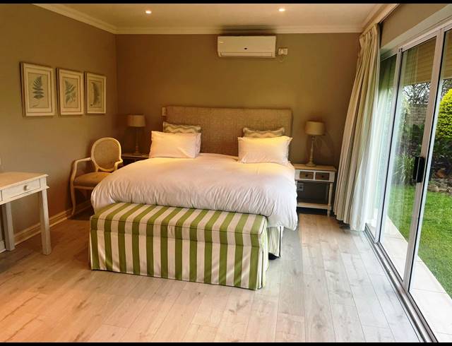 6 BEDROOM HOUSE FOR SALE IN LA LUCIA
